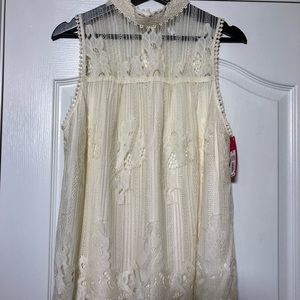 NWT Xhileration lace cream top